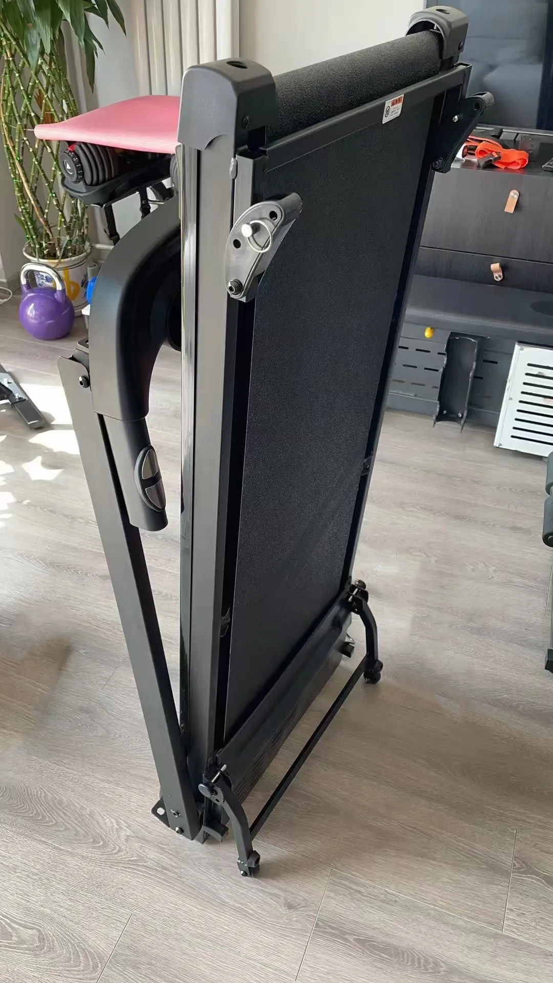 Tredemølle med stigning - Sammenleggbar